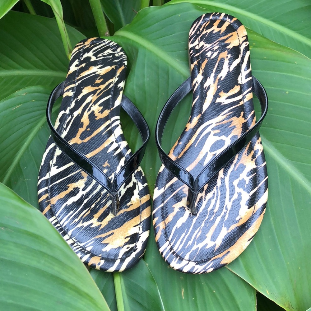 BCBG Animal Sandals